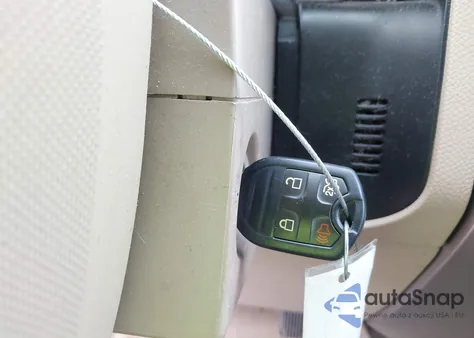 2013 Ford Expedition Xlt z USA, uszkodzony, nr VIN 1FMJU1J50DEF22043